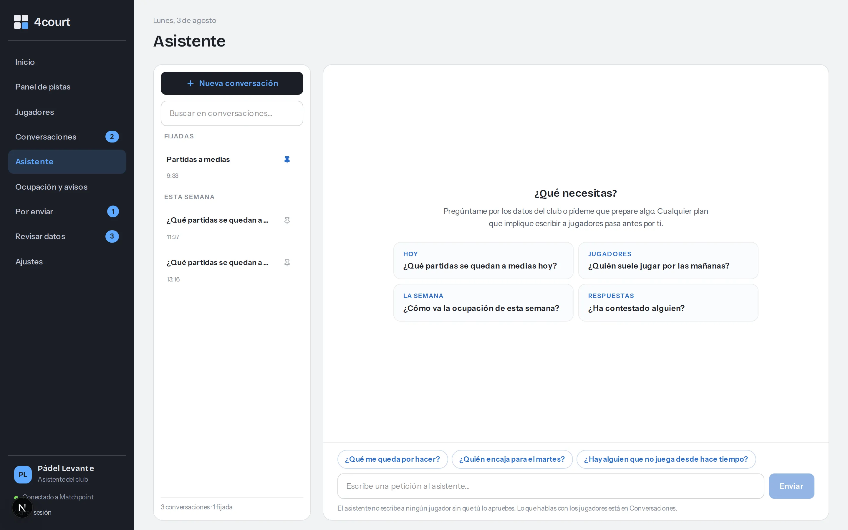 Chat del Asistente interno del gestor respondiendo preguntas sobre las partidas y la ocupación del día